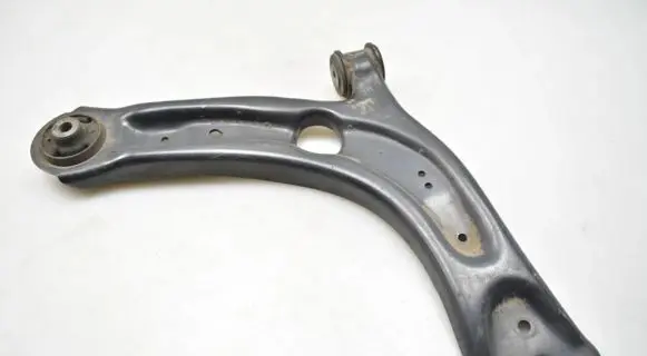 Volkswagen PASSAT B8 Front lower control arm/wishbone 3Q0407154B