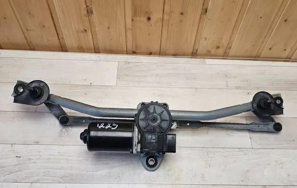 KIA Optima Front wiper linkage and motor TFPS240