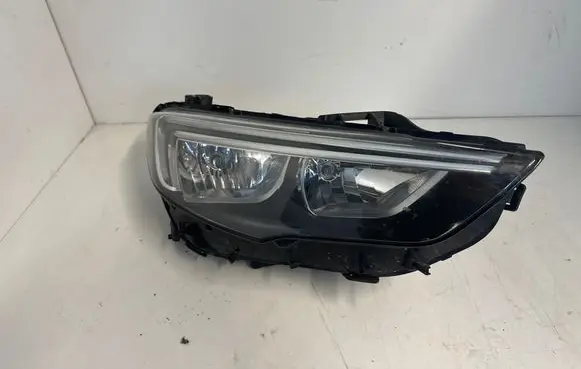 Opel Insignia B Headlight/headlamp 300474909