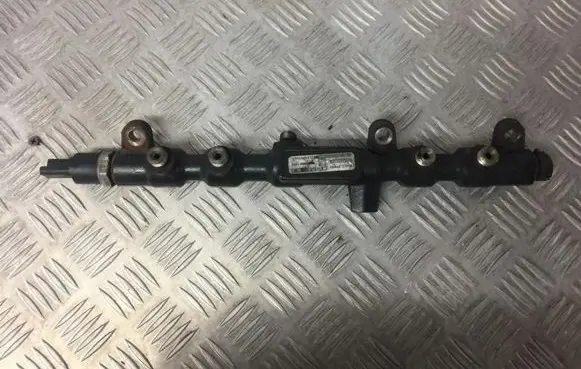 Ford Mondeo Mk III Fuel main line pipe 2S7Q9D280AC 2S7Q-9D280-AC