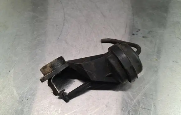 Audi A6 S6 C5 4B Valve vacuum 2900301919