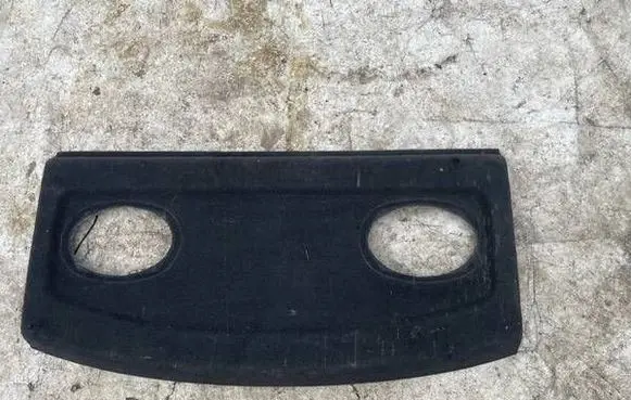 Parcel shelf