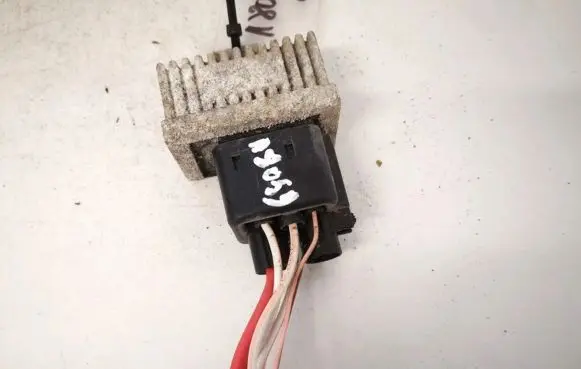 Renault Megane II Glow plug pre-heat relay
