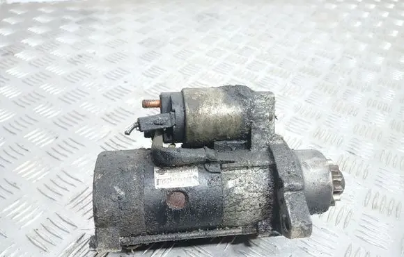 Nissan Almera Starter motor M008T75371