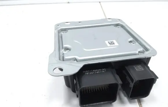 Land Rover Discovery Sport Airbag control unit/module FK7214D374AK