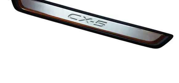 Mazda CX-5 II Front sill trim cover K123V1370