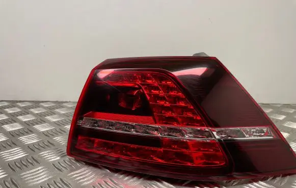 Volkswagen Golf VII Rear/tail lights 5G0945208