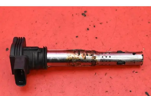 Audi Q5 SQ5 8R High voltage ignition coil 07K905715F