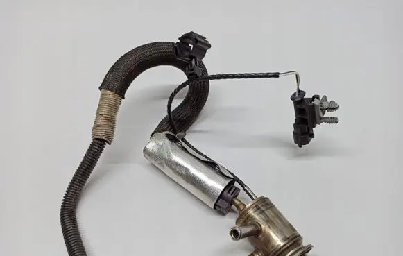 Land Rover Evoque II AdBlue injector 