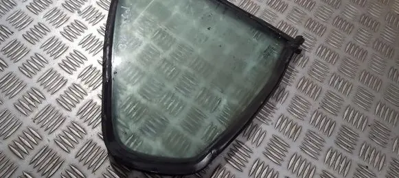 BMW 3 E36 Rear vent window glass 