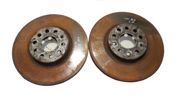 Volkswagen PASSAT B7 Front brake disc