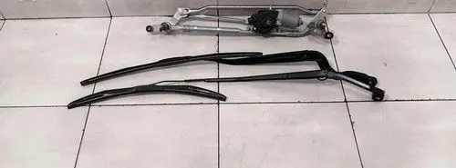 Land Rover Range Rover L405 Front wiper linkage and motor CPLA17500BD
