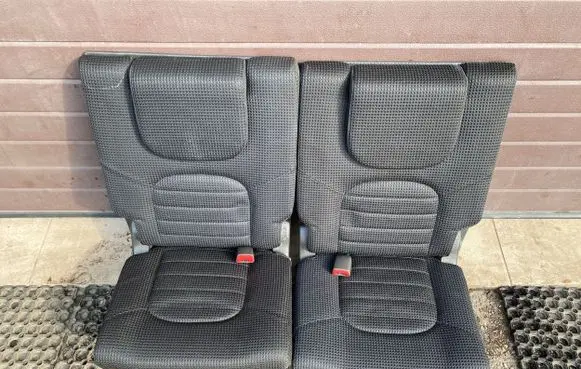 Nissan Pathfinder R51 Third row seats 