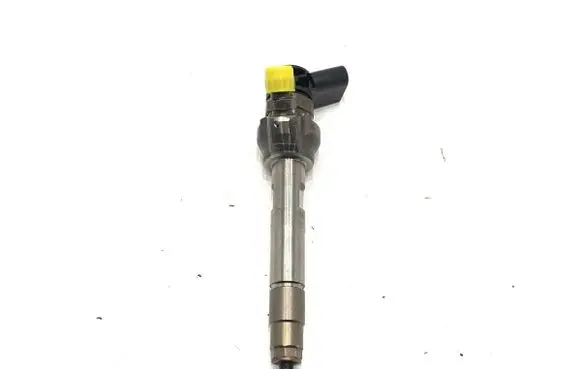 BMW 5 G30 G31 G38 Fuel injectors set 0445110818