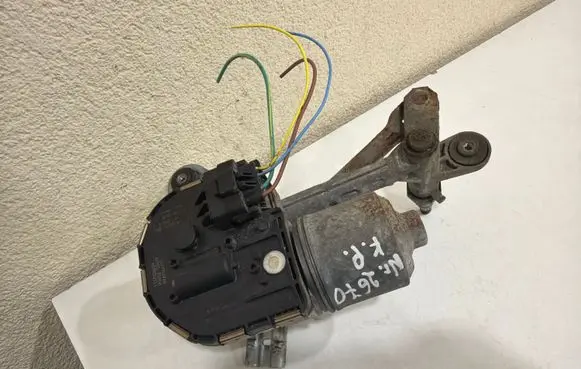 Peugeot 5008 Front wiper linkage and motor 1397220576