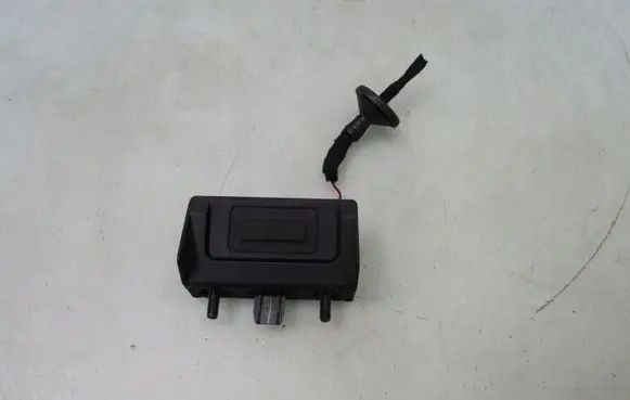Chery Omoda 5/C5 Tailgate glass/window release handle 808000699AA