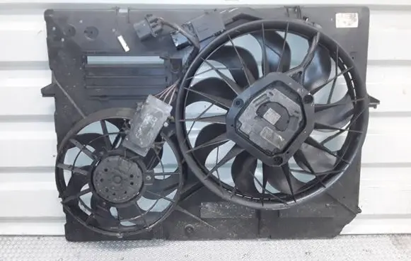 Audi Q7 4L Electric radiator cooling fan 0130706809 7L0121203G