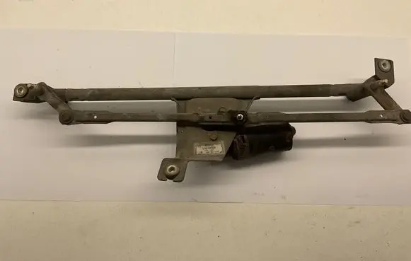 Volkswagen Polo III 6N 6N2 6NF Front wiper linkage and motor 3397020373 6N1955023A