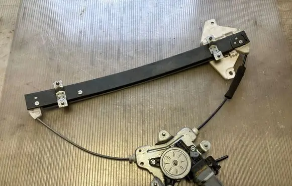 Opel Antara Rear door window regulator with motor 96672884 A00127970106