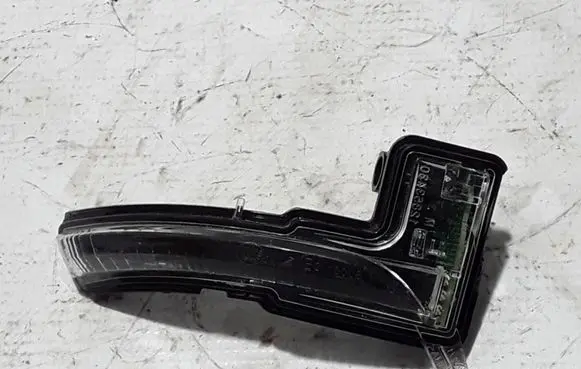 Renault Zoe Mirror indicator light 12853450