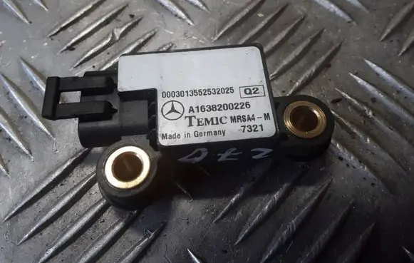 Mercedes-Benz ML W163 Airbag deployment crash/impact sensor A1638200226 MRSA4M