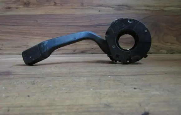 Volkswagen PASSAT B3 Indicator stalk