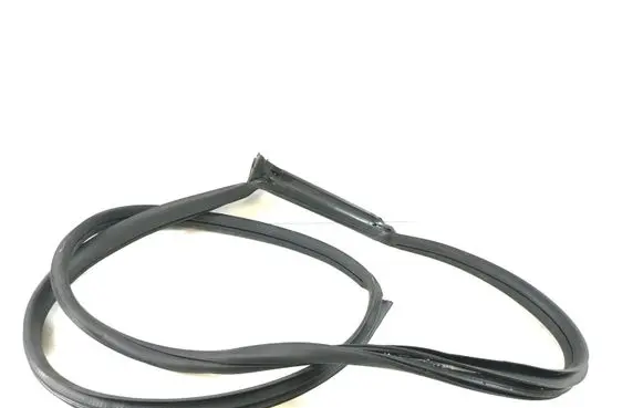 Chevrolet Camaro Front door rubber seal 71632 RH71632