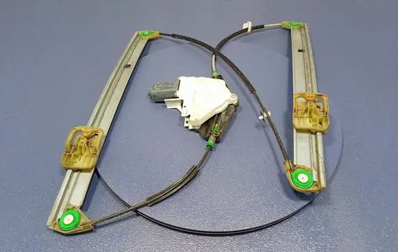 Audi Q5 SQ5 Front door window regulator with motor 8R0837461B