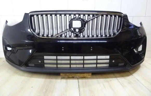 Volvo XC40 Front bumper 31690933