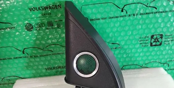 Audi A5 Sportback 8TA Front door high frequency speaker 8T8857505A