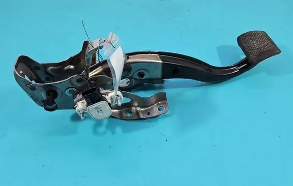 Toyota Corolla E210 E21 Pedal assembly 89510-47040 IMPRK1452280