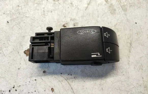 Opel Vivaro Multifunctional control switch/knob 8200009040 34473201AJ