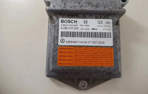 Mercedes-Benz Vito Viano W639 Airbag control unit/module A9064461142