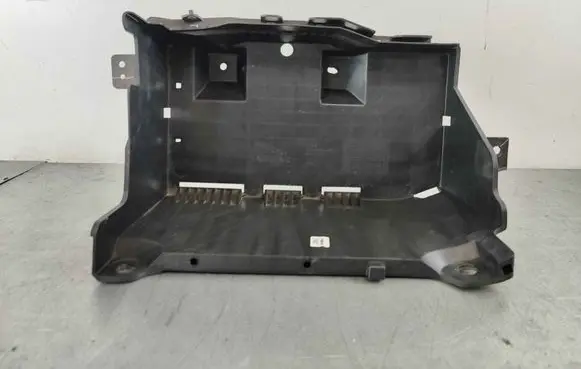 Battery box tray