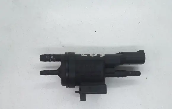Mercedes-Benz C W203 Vacuum valve 0025401497 48B43625B00