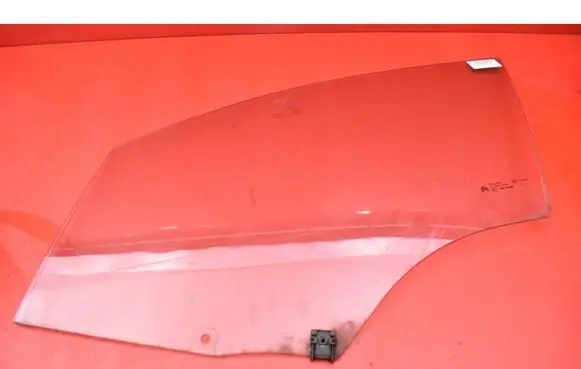 Citroen DS4 Front door window glass four-door