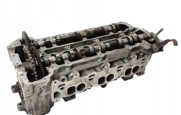 Mercedes-Benz E W212 Engine head 6420103607
