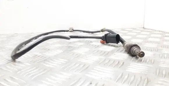 Volkswagen Golf VII Lambda probe sensor 04L906262