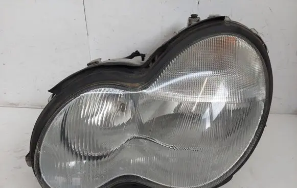Mercedes-Benz C W203 Headlight/headlamp A2038200161 0301166201