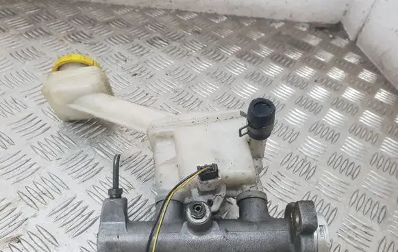 Nissan Primera Master brake cylinder 0035160