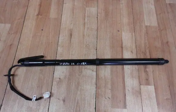 Nissan X-Trail T32 Tailgate strut 905614BA4A