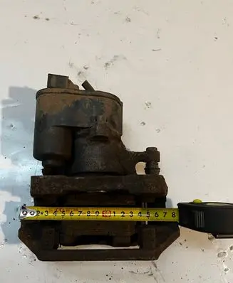 Volvo XC60 Rear brake caliper