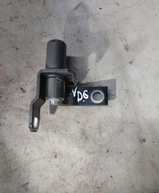 Rear door upper hinge