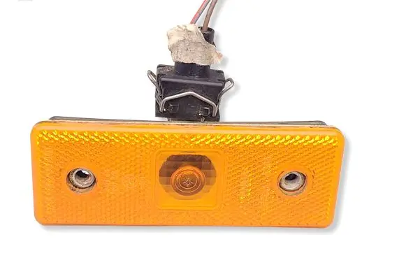 Mercedes-Benz Sprinter W901 W902 W903 W904 Front fender indicator light 0028209156