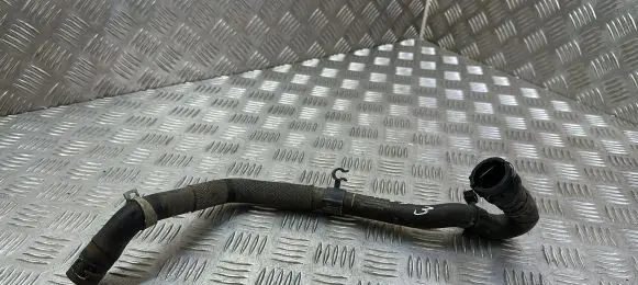 Volkswagen PASSAT B8 Engine coolant pipe/hose 5Q0820507M