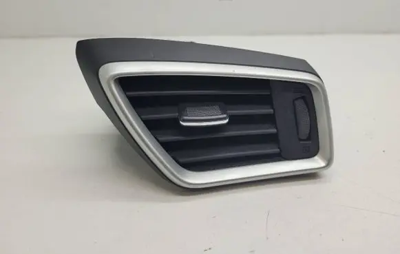 Nissan X-Trail T32 Dashboard air vent grill cover trim 