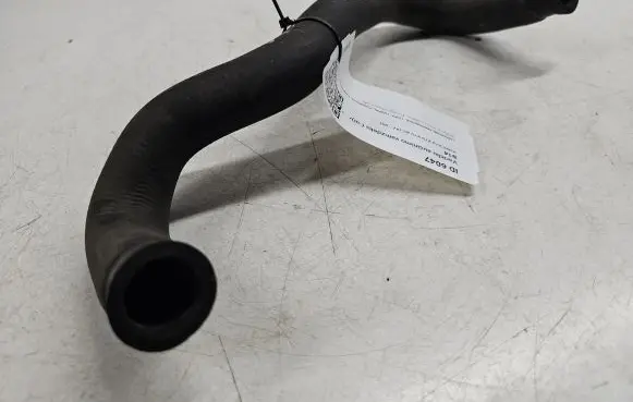 Volvo S70 V70 V70 XC Engine coolant pipe/hose