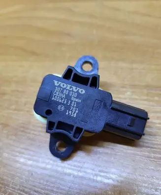 Volvo S60 Airbag deployment crash/impact sensor 30798030 100625301