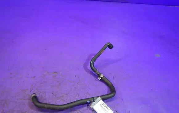 Toyota Yaris Fuel line pipe