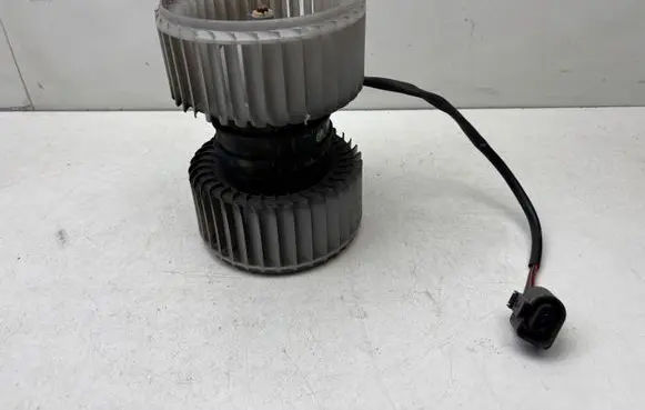 Audi A8 S8 D3 4E Heater fan/blower 4E0959101A